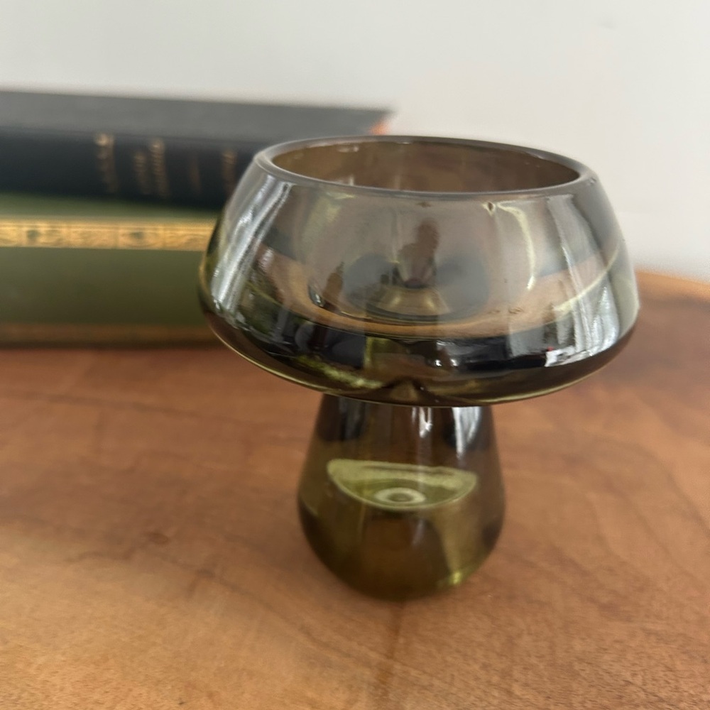 Glass mushroom Tea lite candle holder brown 3.5”H decor - Picture 2 of 11